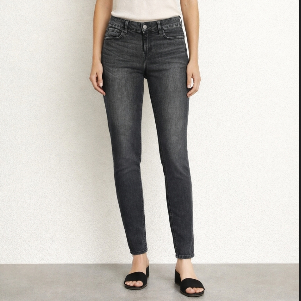 Level 99 Flashpoint Wash Anthropologie Lily Jeans Size 29